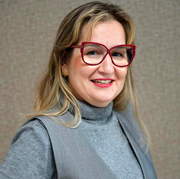 Secretária Lucélia Reis